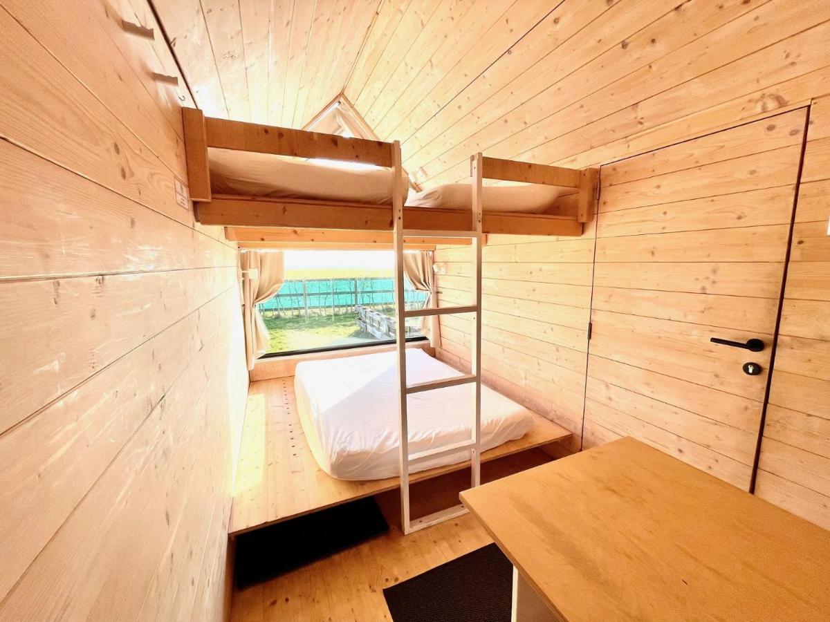 Lushna 8 Petite At Lee Wick Farm Cottages And Glamping Clacton-on-Sea Exterior foto